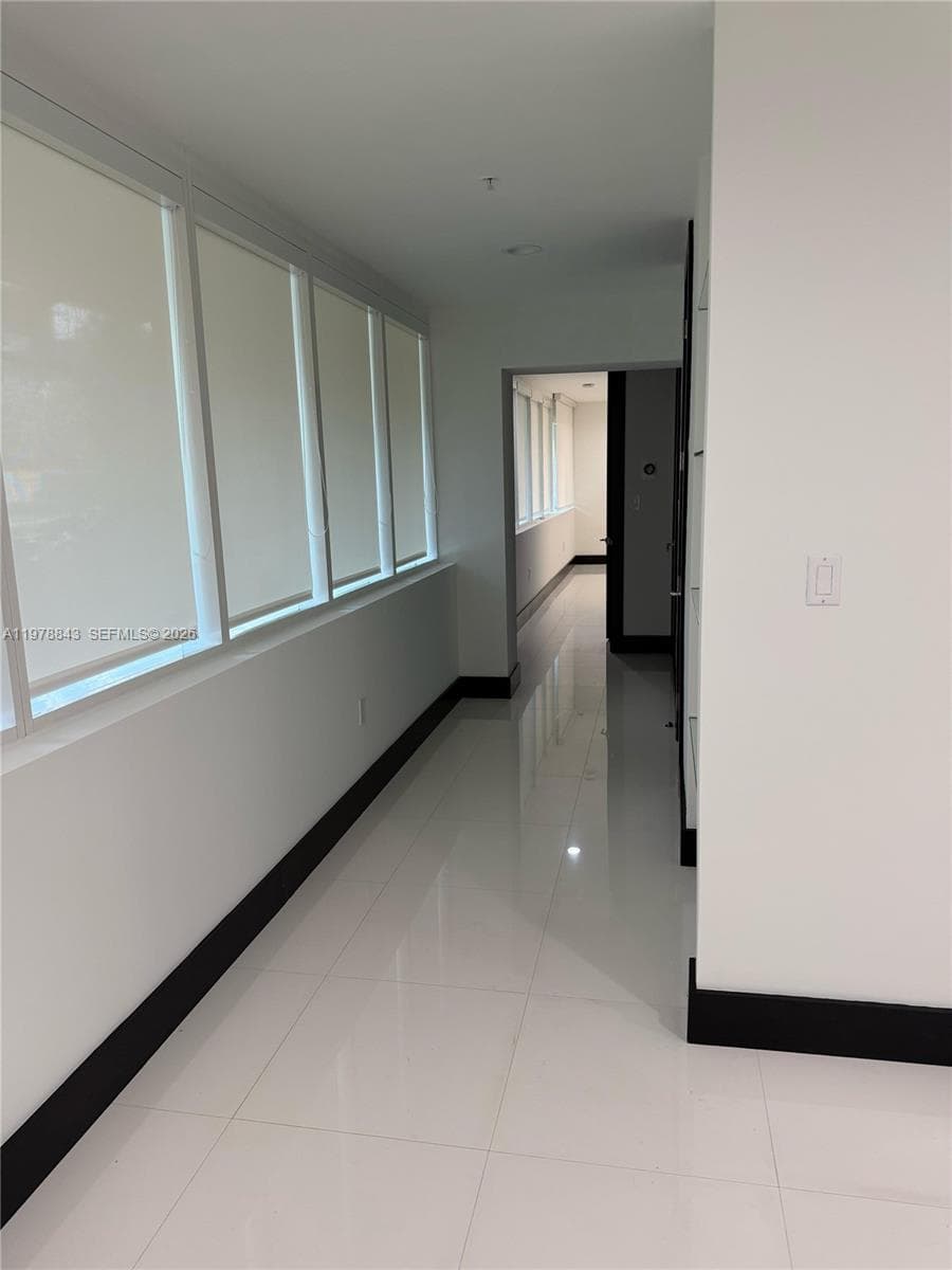 2699 Tigertail Ave # 14, Miami FL 33133 — 7