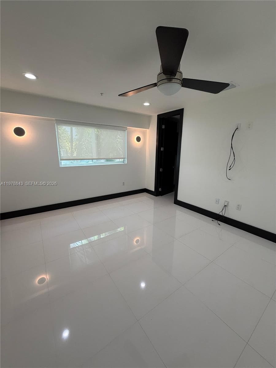 2699 Tigertail Ave # 14, Miami FL 33133 — 5
