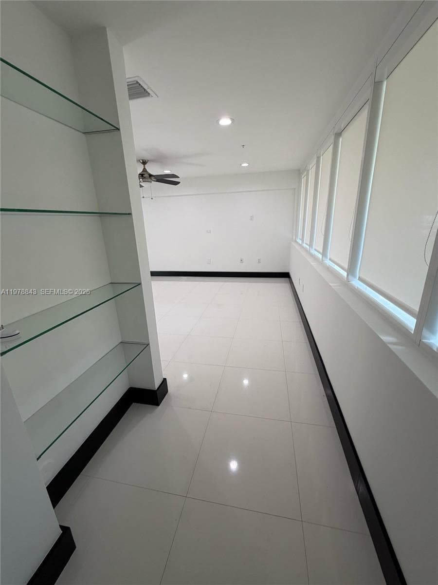 2699 Tigertail Ave # 14, Miami FL 33133 — 10