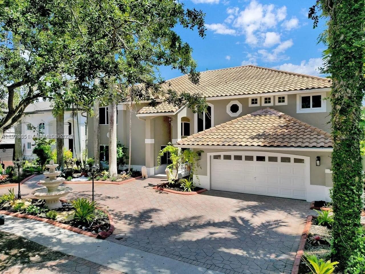 15945 NW 82nd Ct, Miami Lakes FL 33016 — 2