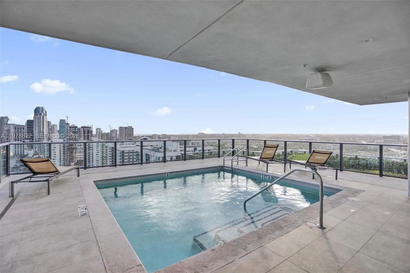 1600 NE 1st Ave # 1008, Miami FL 33132 — 16