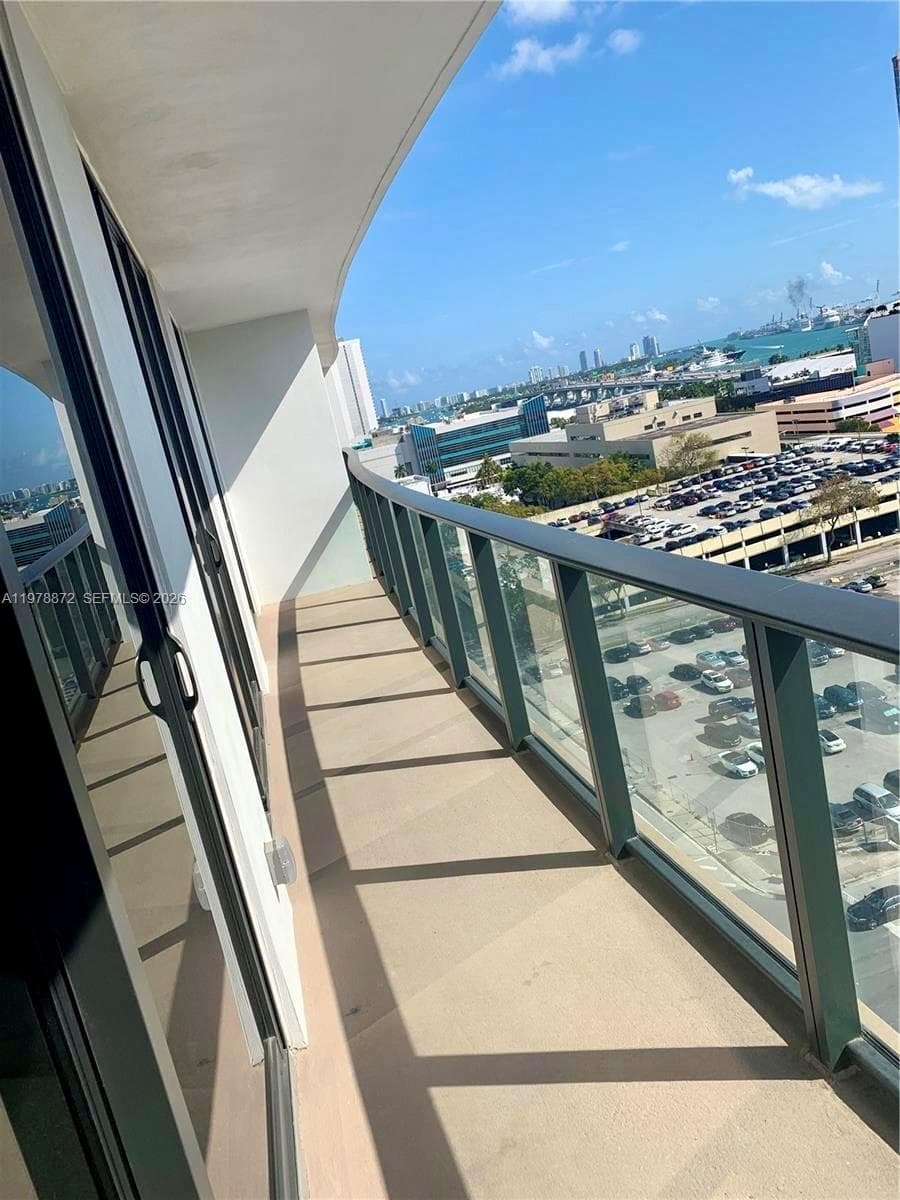 1600 NE 1st Ave # 1008, Miami FL 33132 — 9