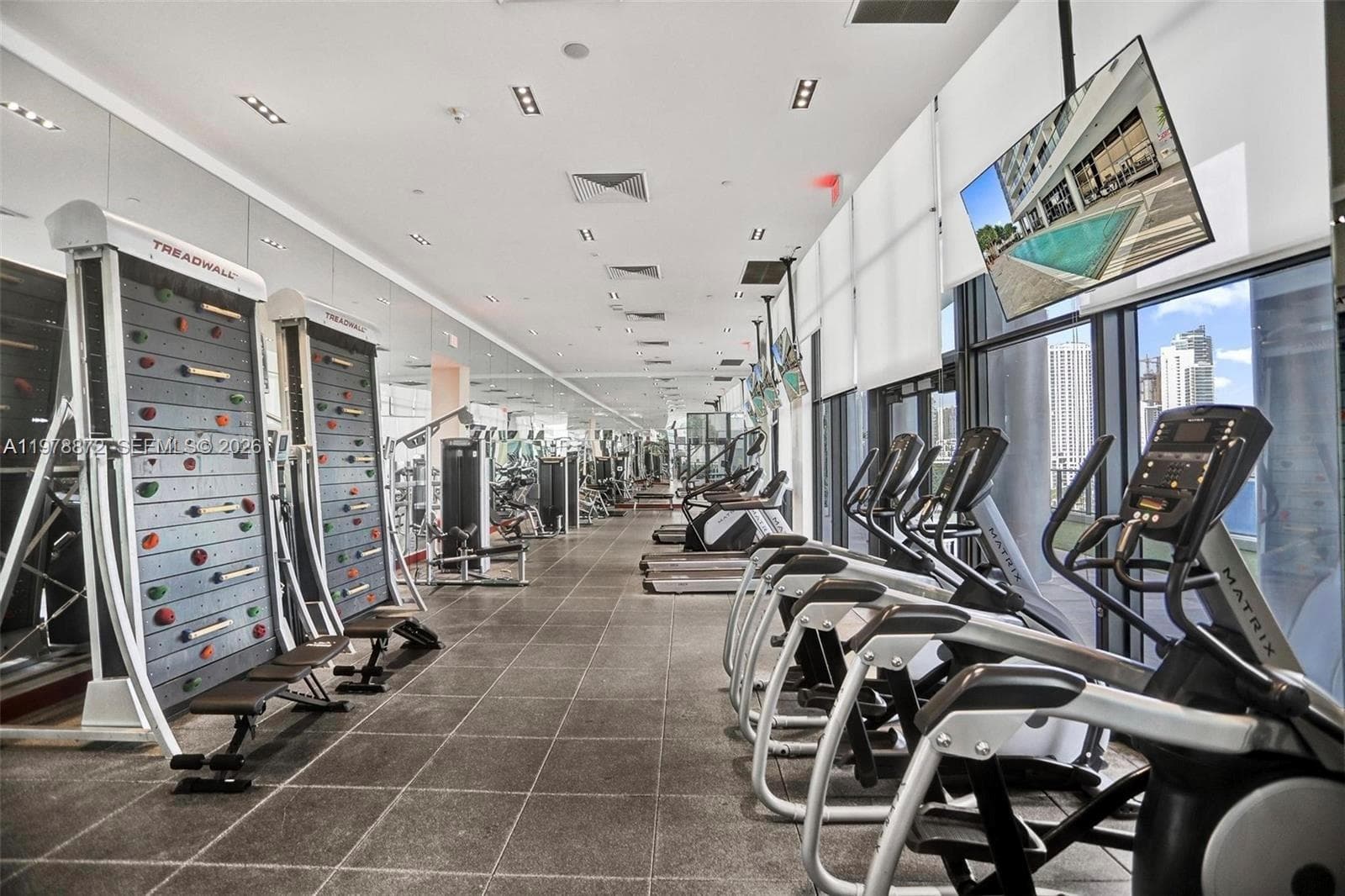 1600 NE 1st Ave # 1008, Miami FL 33132 — 14