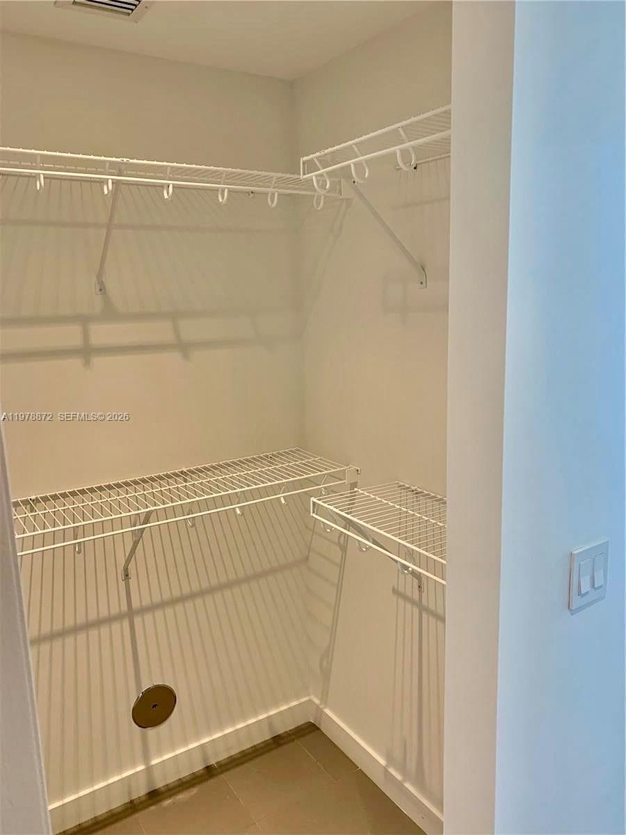 1600 NE 1st Ave # 1008, Miami FL 33132 — 8