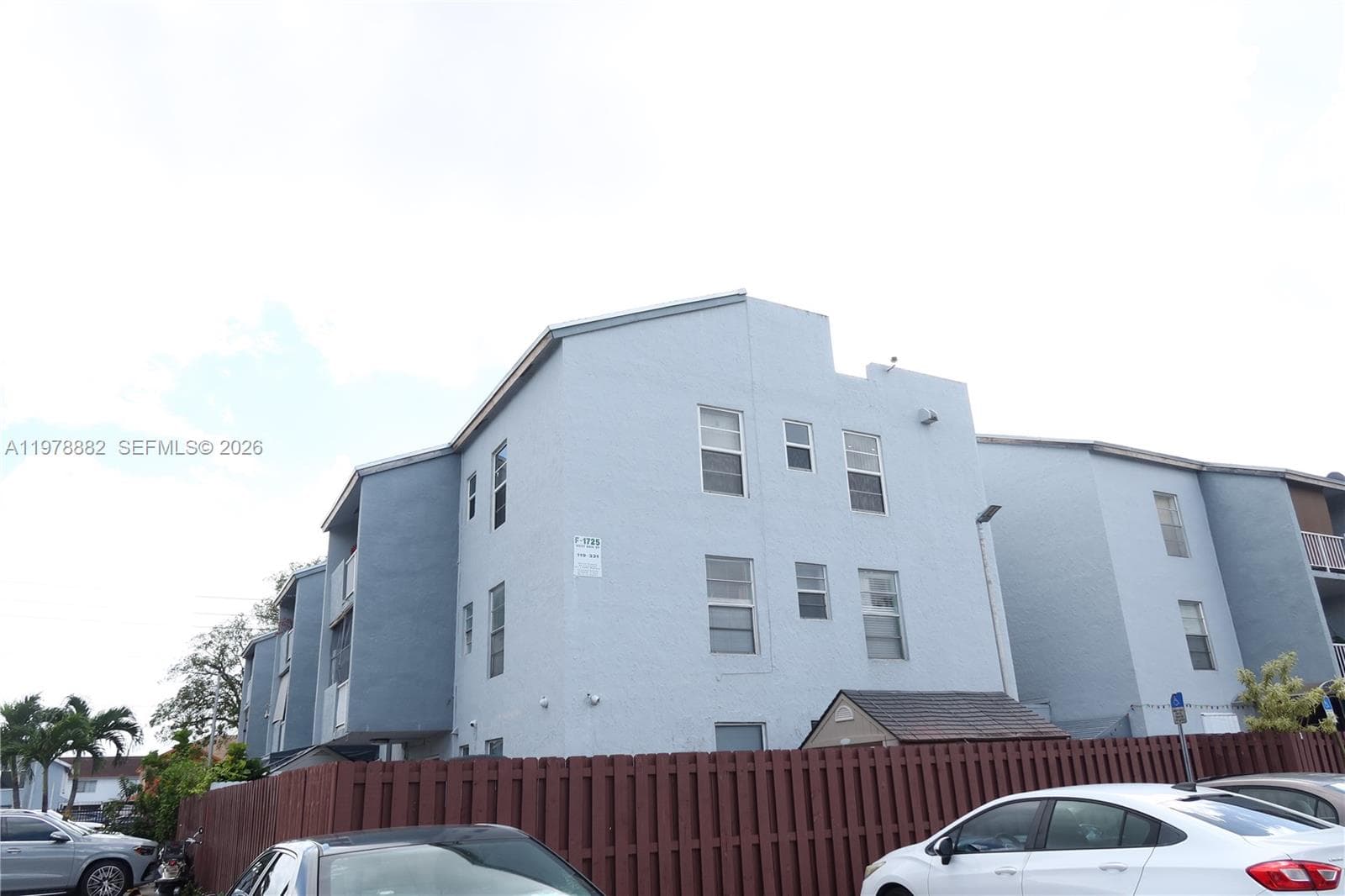 1725 W 60th St # F330, Hialeah FL 33012 — 1