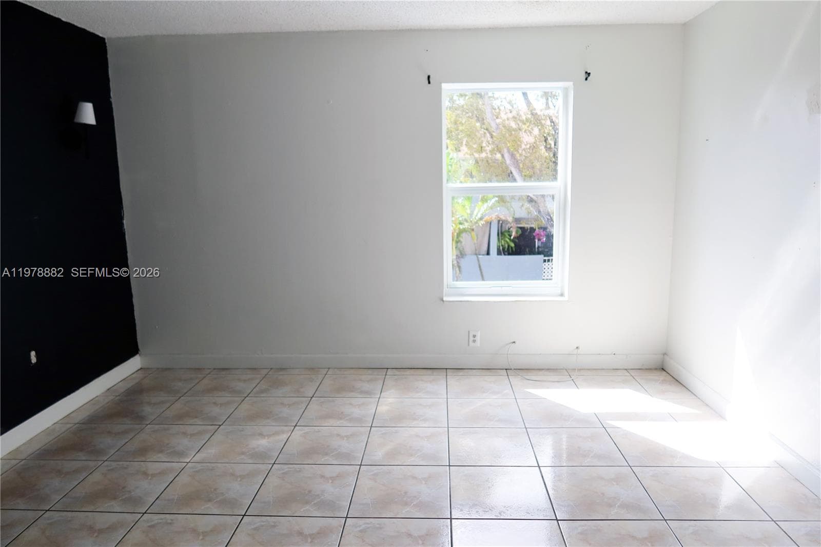 1725 W 60th St # F330, Hialeah FL 33012 — 9