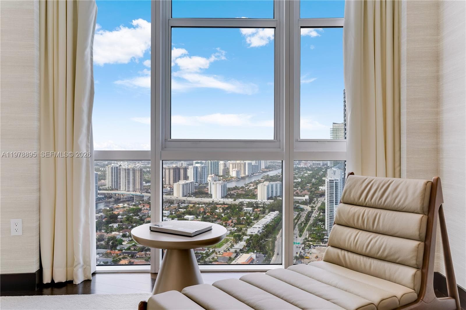 18201 E Collins Ave, Sunny Isles Beach FL 33160 — 46