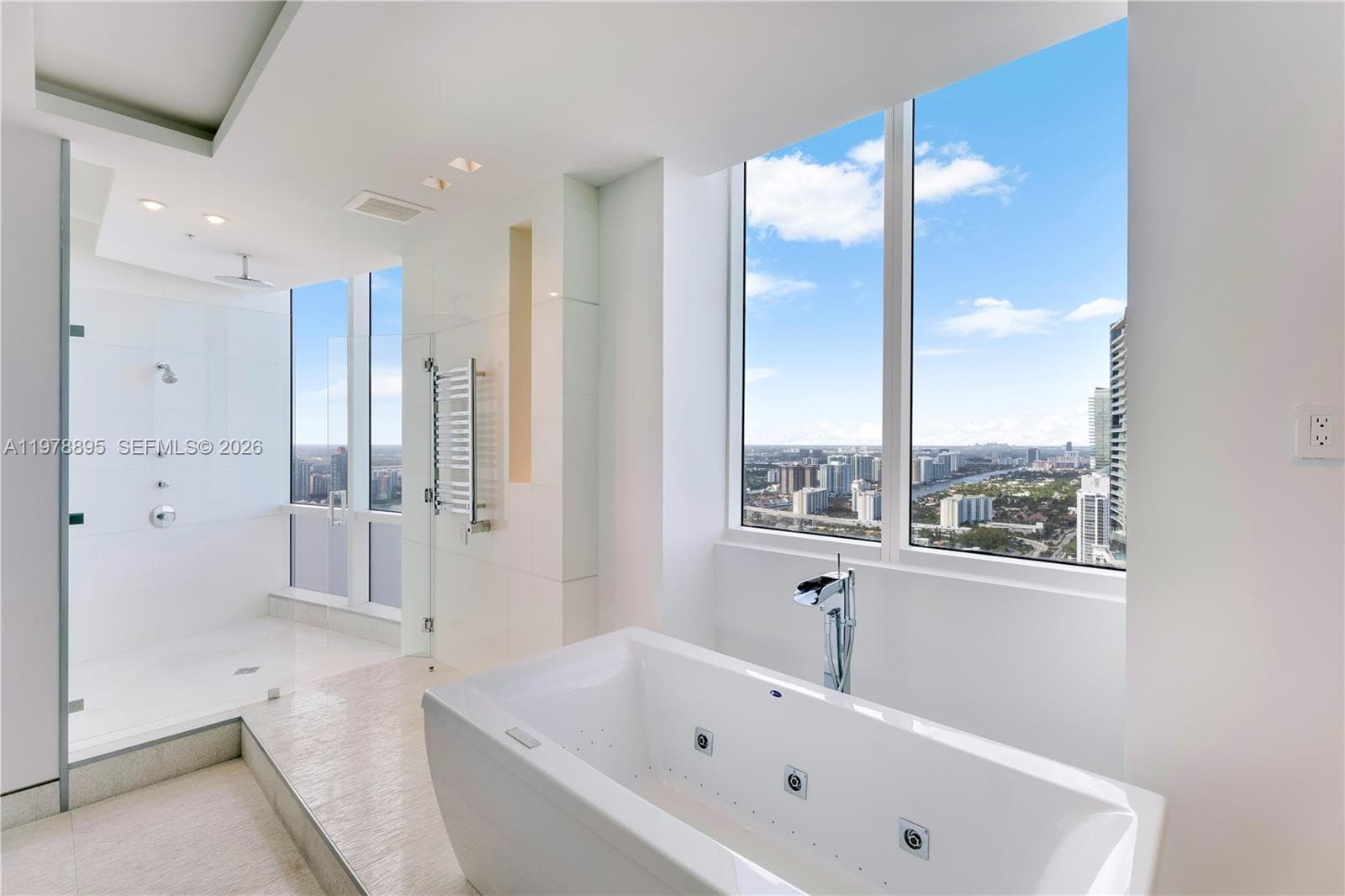 18201 E Collins Ave, Sunny Isles Beach FL 33160 — 57