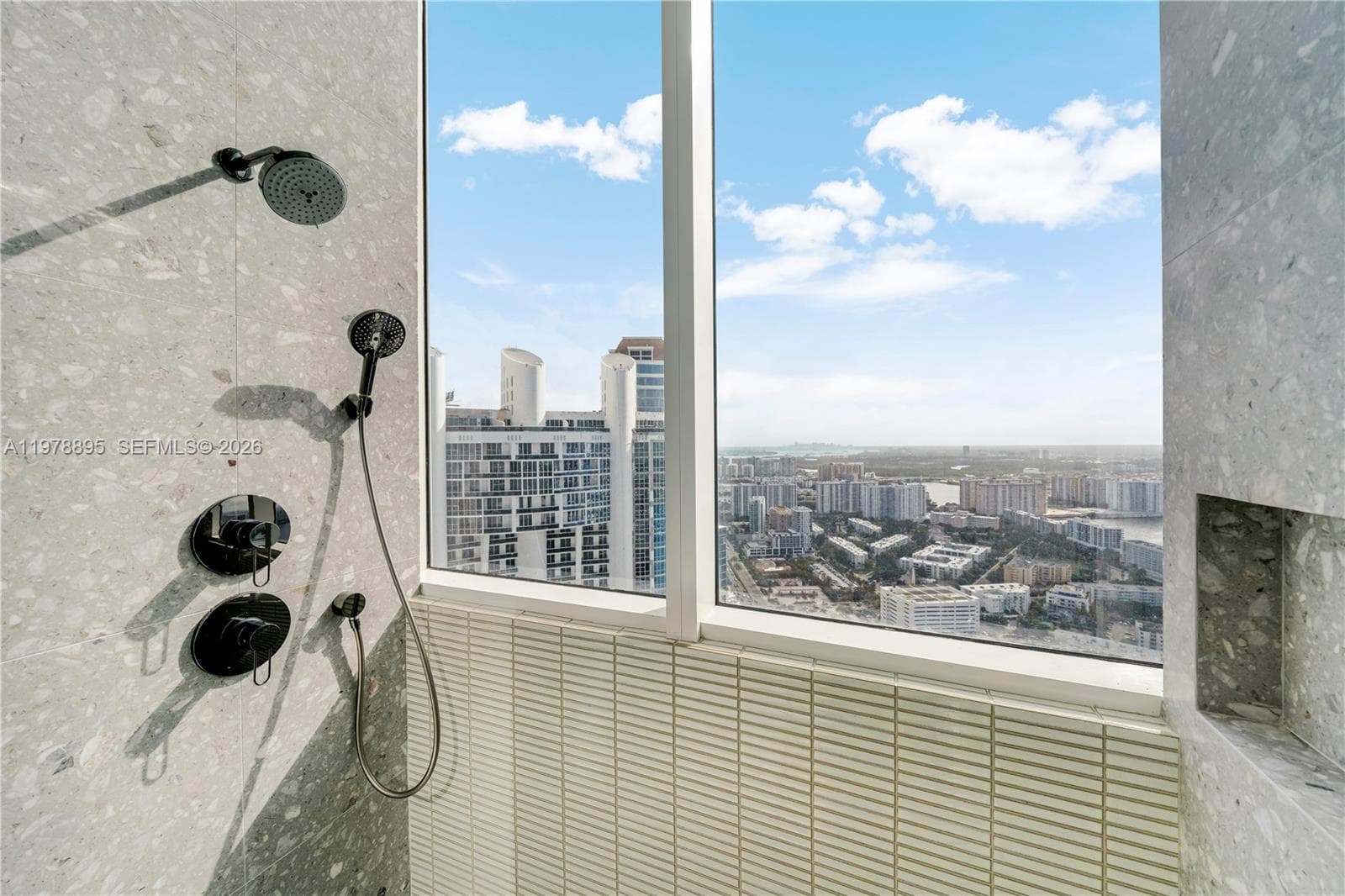 18201 E Collins Ave, Sunny Isles Beach FL 33160 — 61