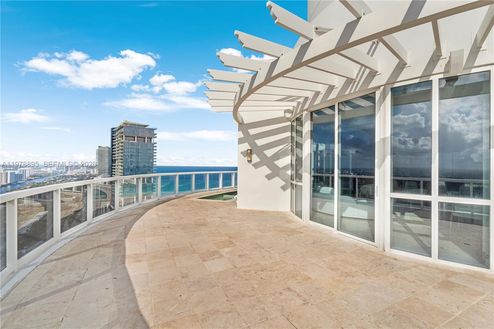 18201 E Collins Ave, Sunny Isles Beach FL 33160 — 41