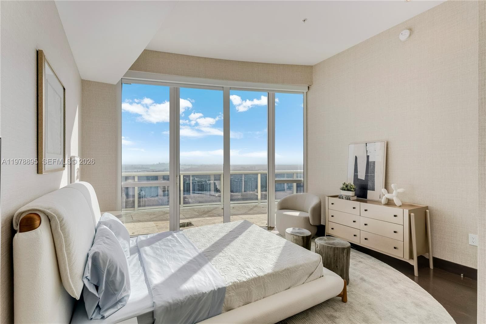 18201 E Collins Ave, Sunny Isles Beach FL 33160 — 51