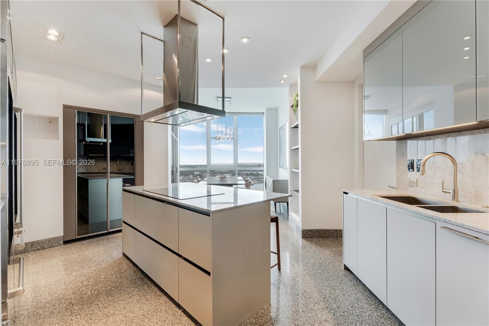 18201 E Collins Ave, Sunny Isles Beach FL 33160 — 19