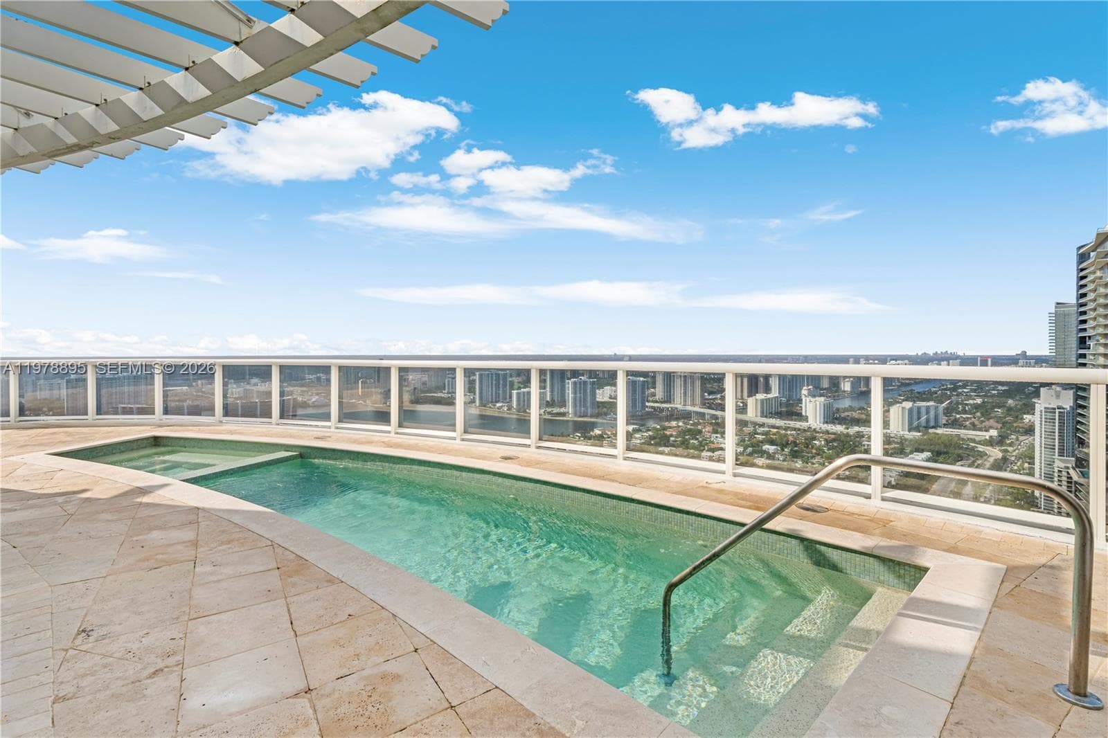 18201 E Collins Ave, Sunny Isles Beach FL 33160 — 40