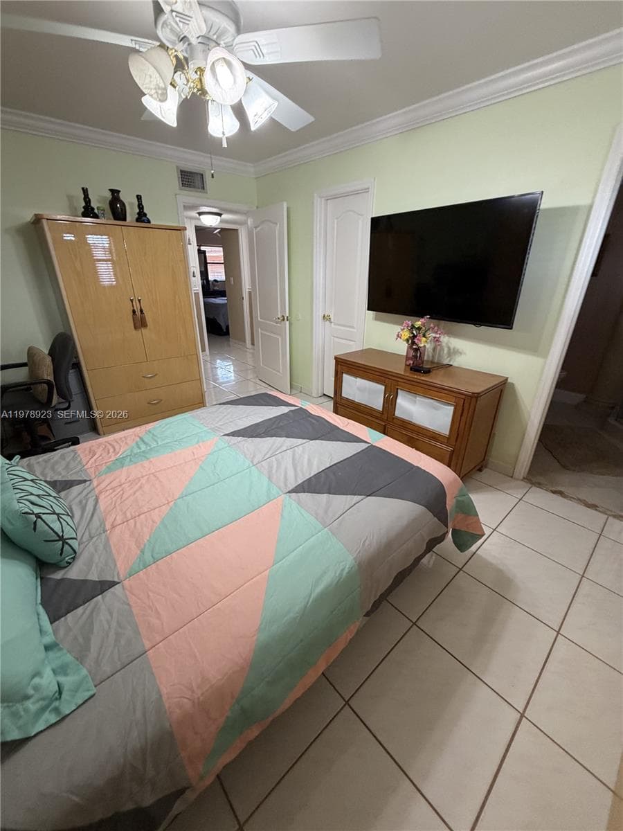1800 W 54th St # 309, Hialeah FL 33012 — 27