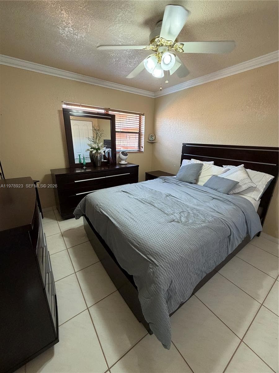 1800 W 54th St # 309, Hialeah FL 33012 — 12
