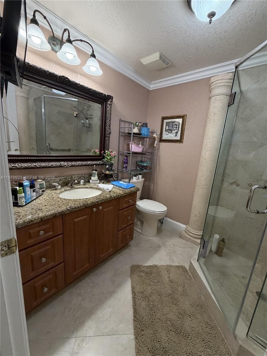 1800 W 54th St # 309, Hialeah FL 33012 — 28