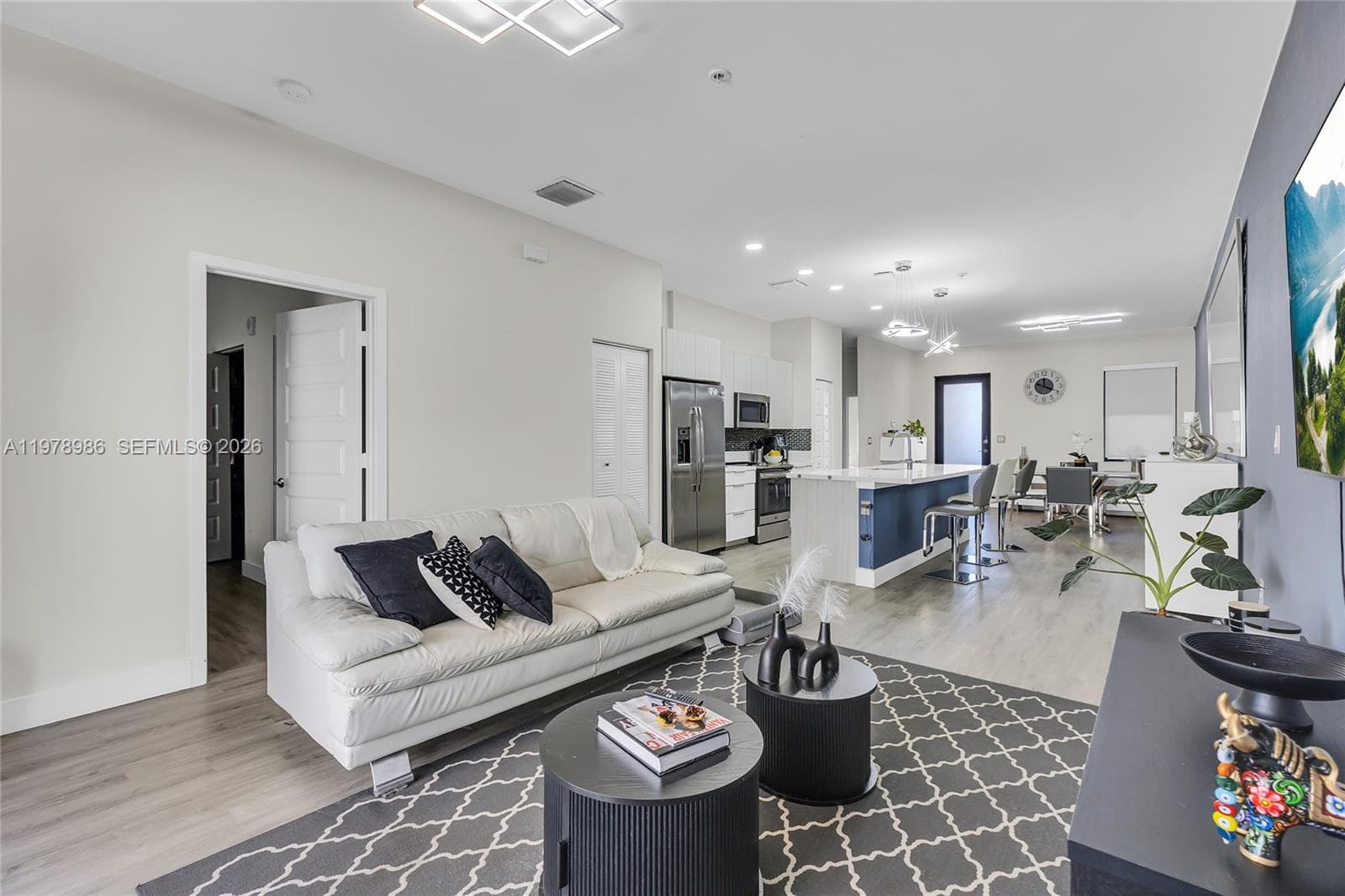 7925 NW 104th Ave # 28, Doral FL 33178 — 16