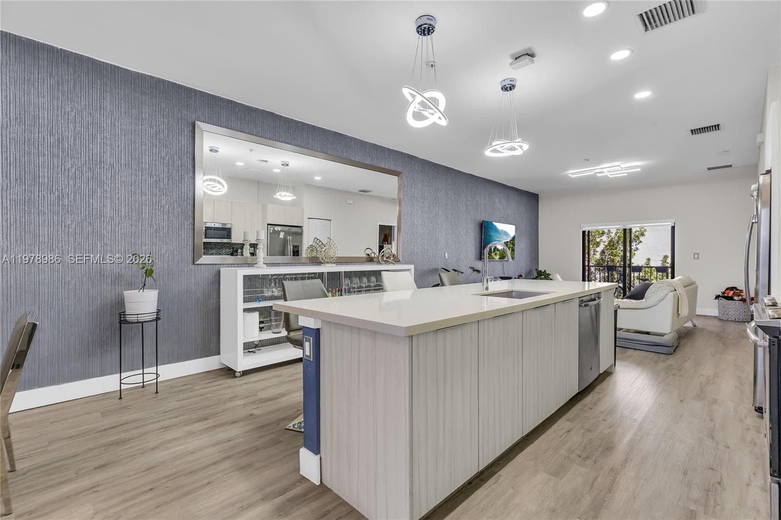 7925 NW 104th Ave # 28, Doral FL 33178 — 8