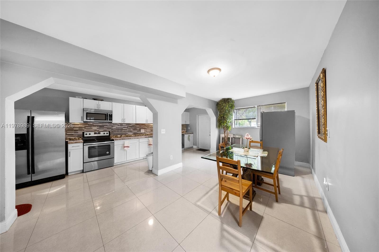 12090 NW 12th Ave, North Miami FL 33168 — 29