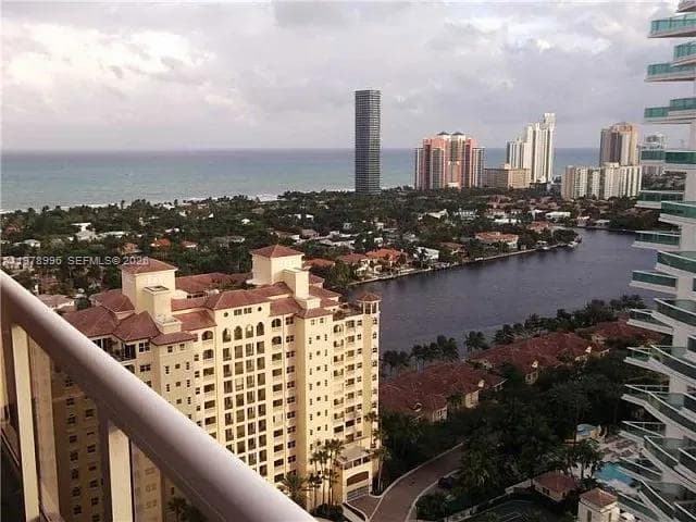 20185 E Country Club Dr # 3, Aventura FL 33180 — 10
