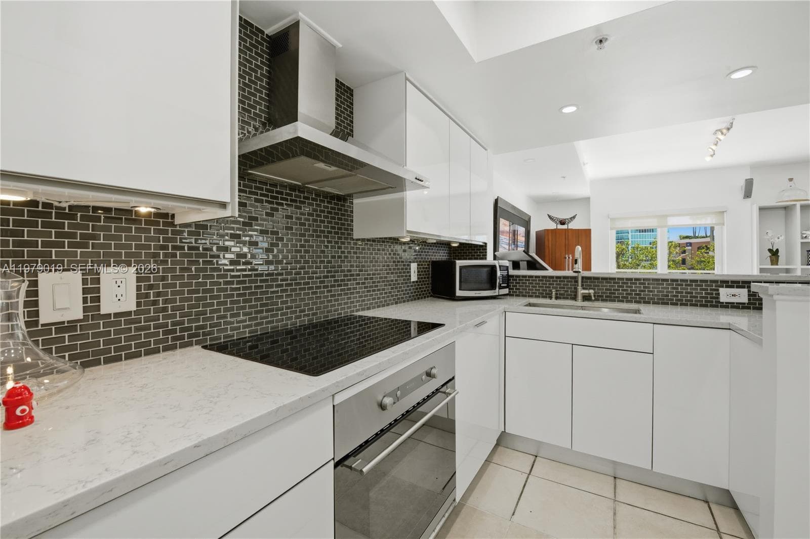 120 Jefferson Ave # 12022, Miami Beach FL 33139 — 3