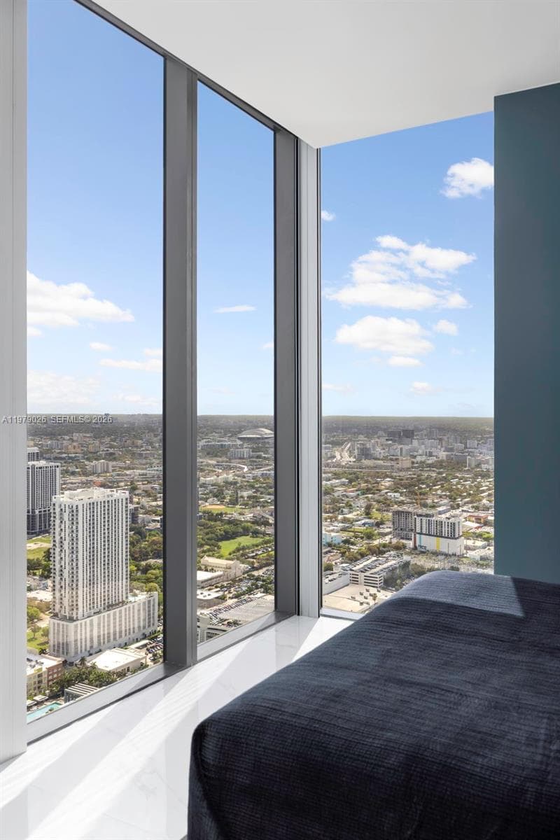 700 NE 24th St # 5904, Miami FL 33137 — 18