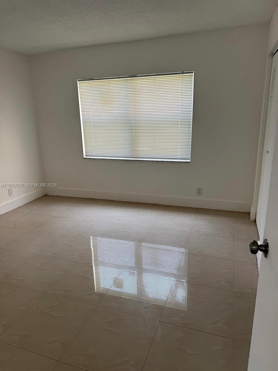 17911 NW 68th Ave # N104, Hialeah FL 33015 — 4