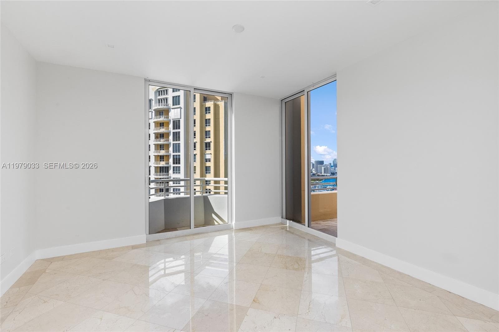 808 Brickell Key Dr # 3901, Miami FL 33131 — 34