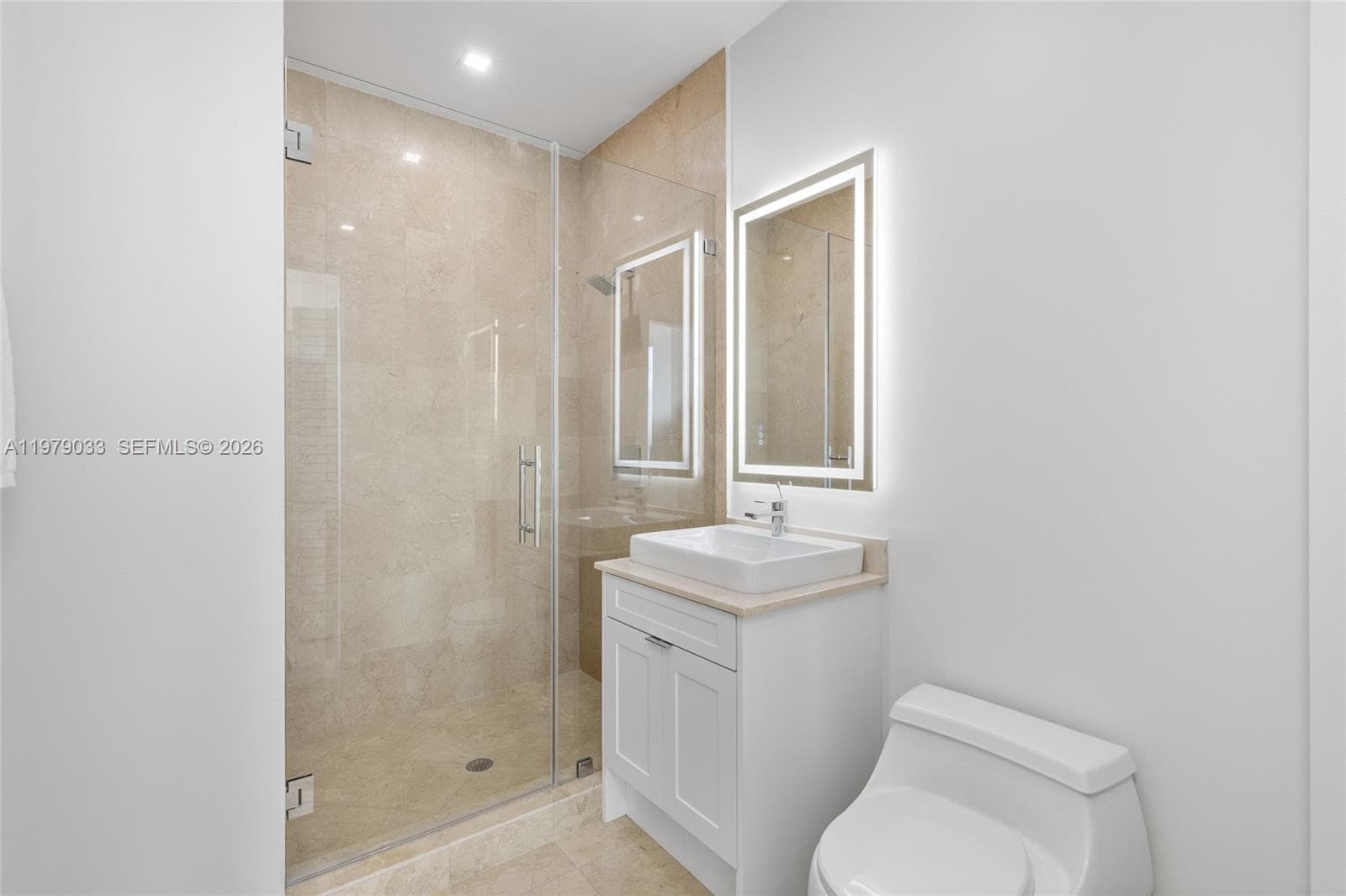 808 Brickell Key Dr # 3901, Miami FL 33131 — 37
