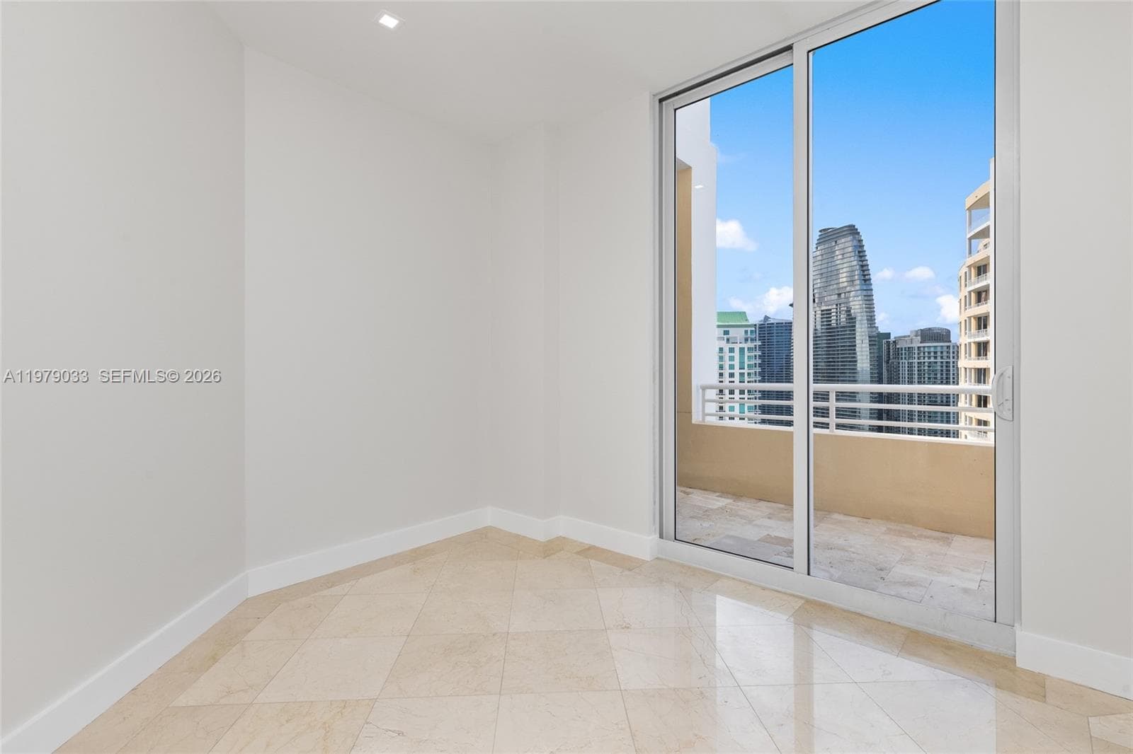 808 Brickell Key Dr # 3901, Miami FL 33131 — 31