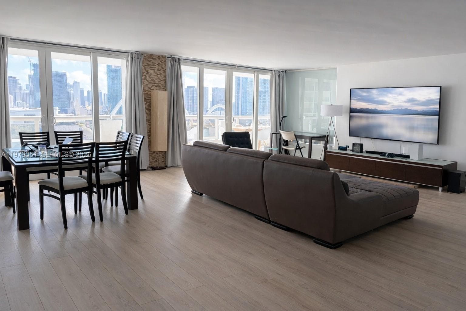 1717 N Bayshore Dr # 2654, Miami FL 33132 — 2
