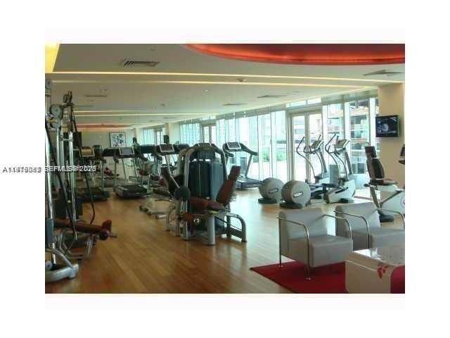 500 Brickell Ave # 2906, Miami FL 33131 — 17