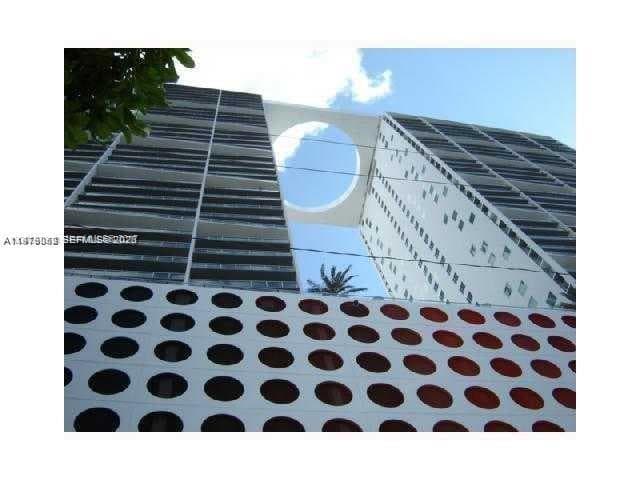 500 Brickell Ave # 2906, Miami FL 33131 — 15