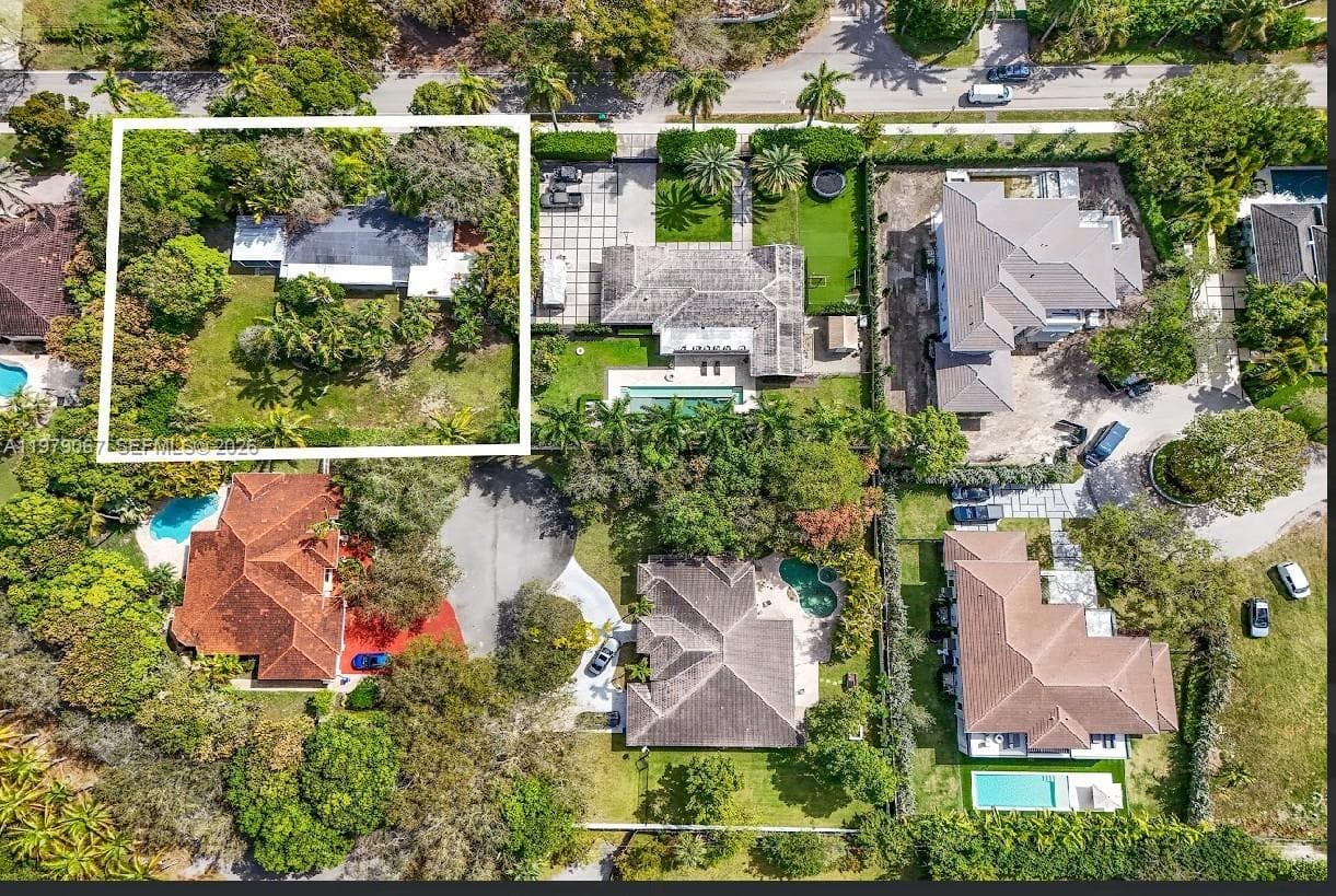 9330 SW 72nd Ave, Pinecrest FL 33156 — 2
