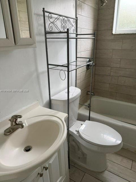2430 NE 135th St # 102, North Miami FL 33181 — 20