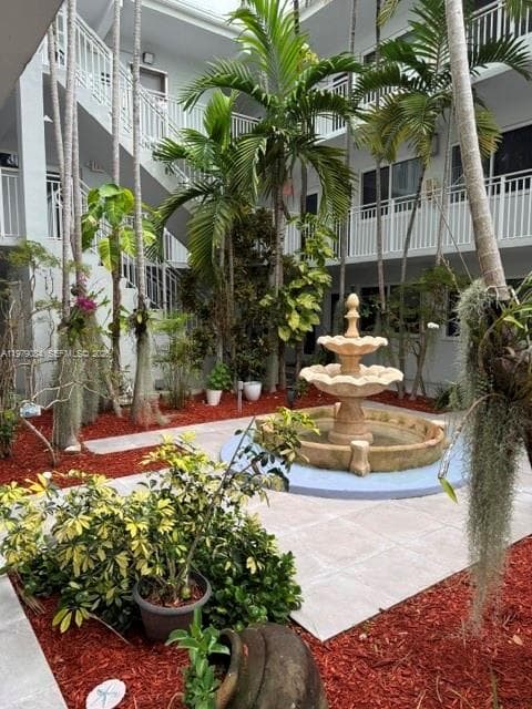 2430 NE 135th St # 102, North Miami FL 33181 — 35