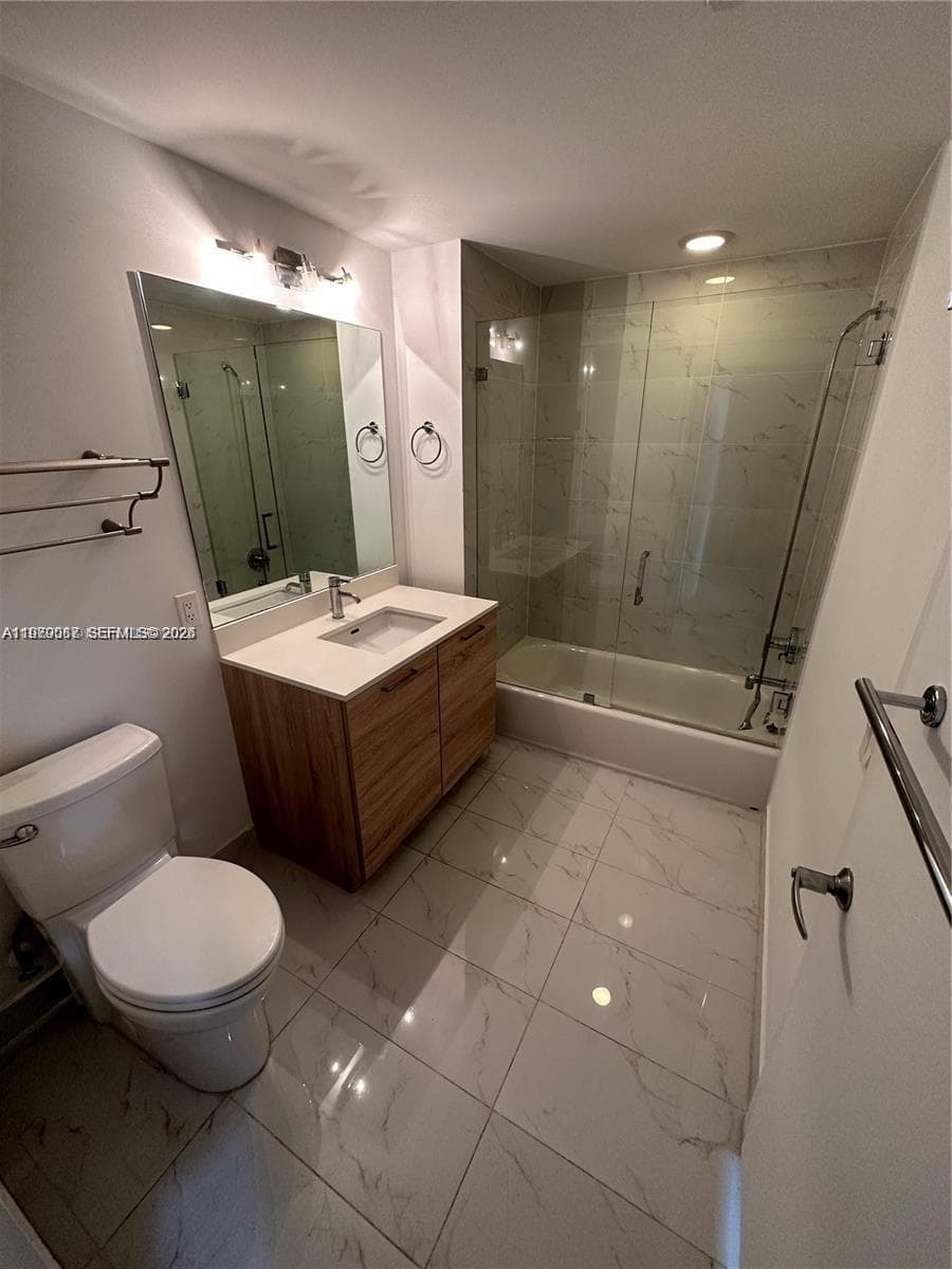 16385 Biscayne Blvd # 2716, North Miami Beach FL 33160 — 14