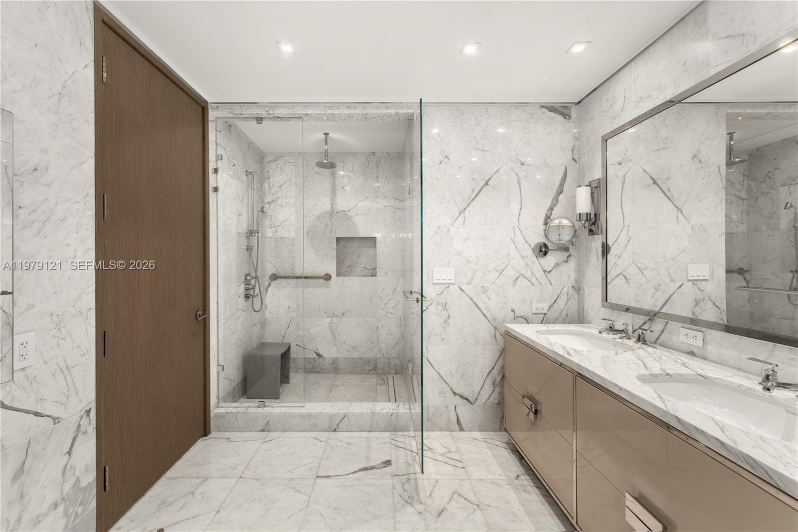 15701 Collins Ave # 4802, Sunny Isles Beach FL 33160 — 18