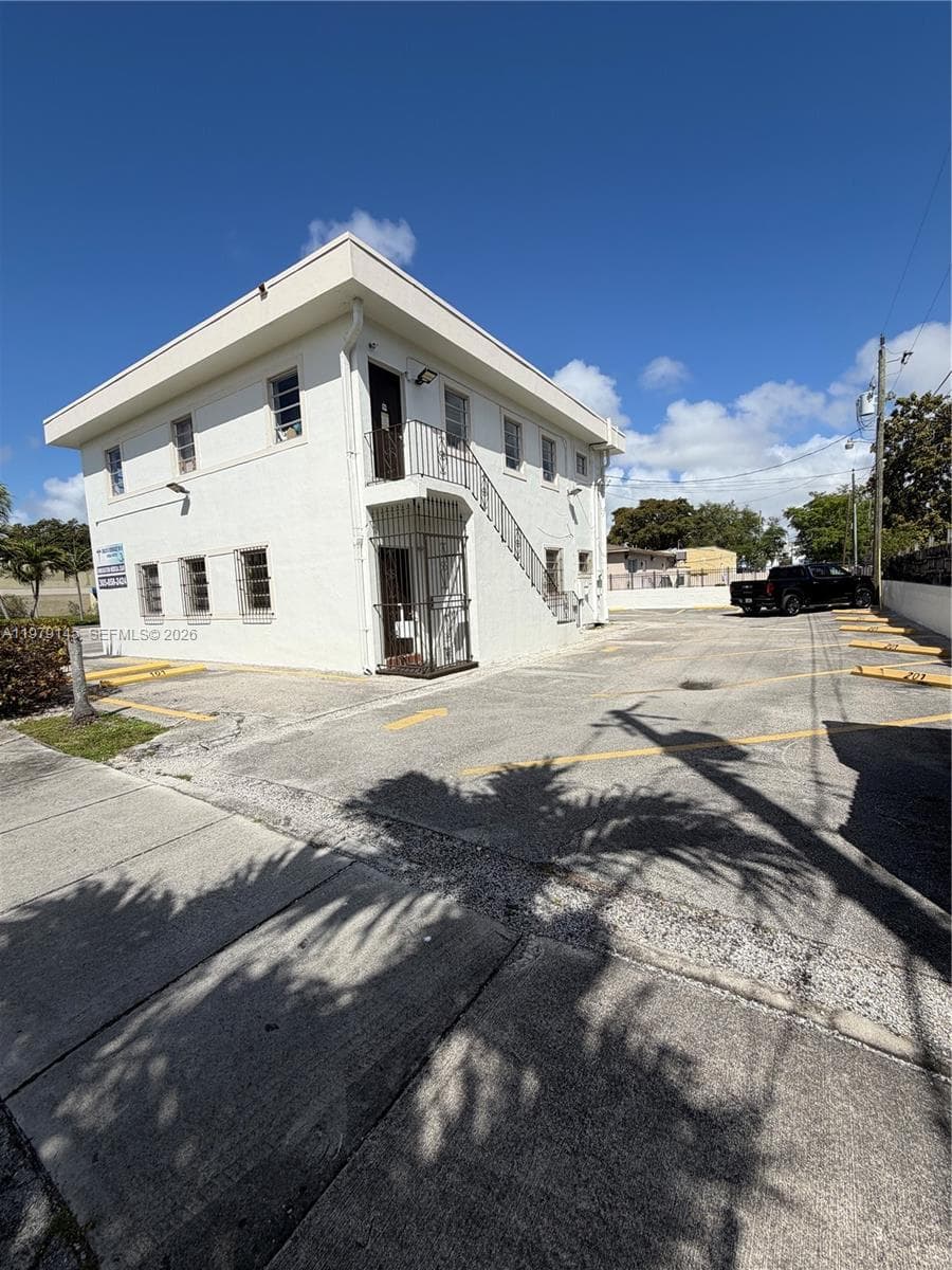 1933 SW 27th Ave, Miami FL 33145 — 5