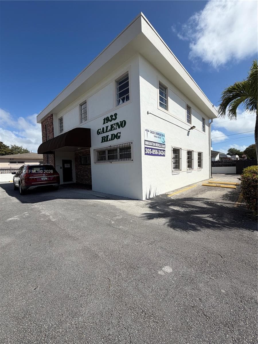 1933 SW 27th Ave, Miami FL 33145 — 4