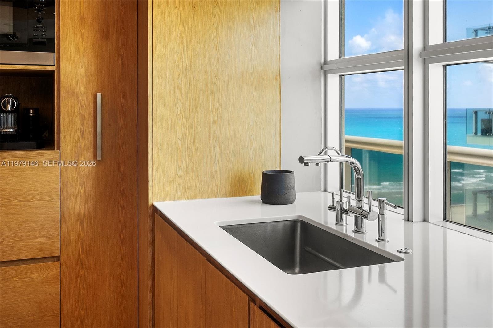 5801 Collins Ave, Miami Beach FL 33140 — 30