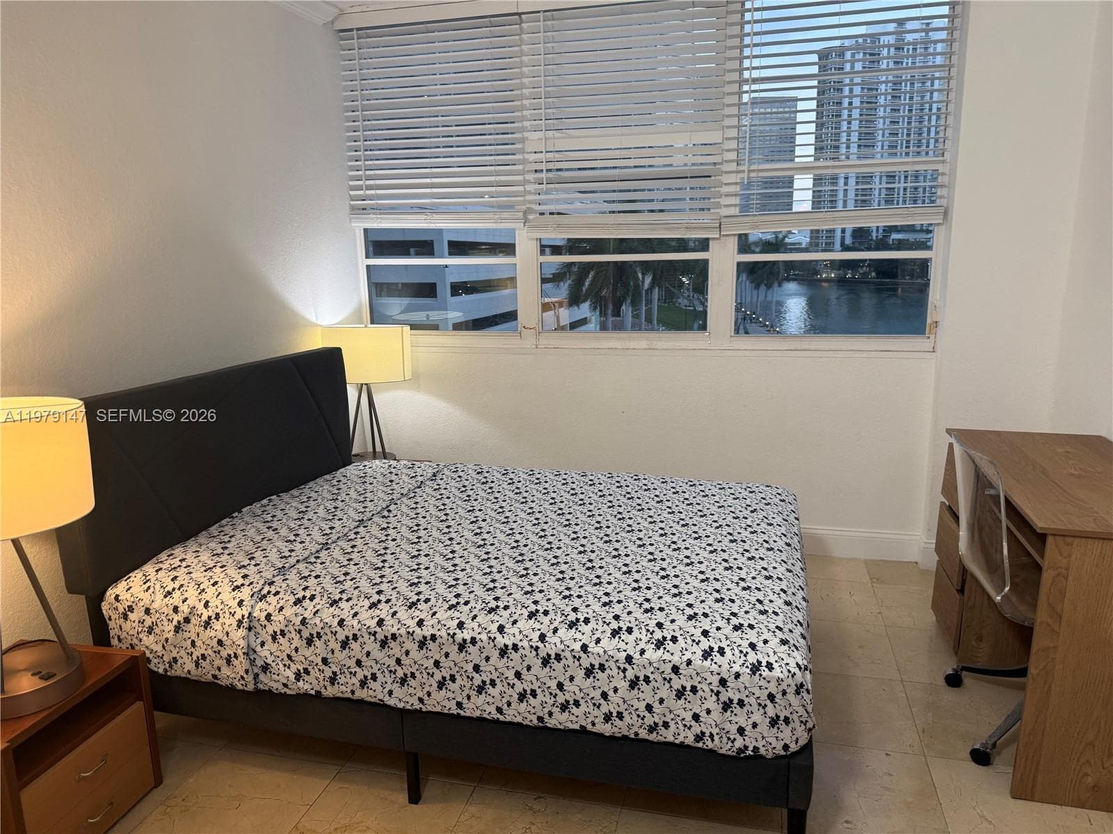 801 Brickell Bay Dr # 470, Miami FL 33131 — 23