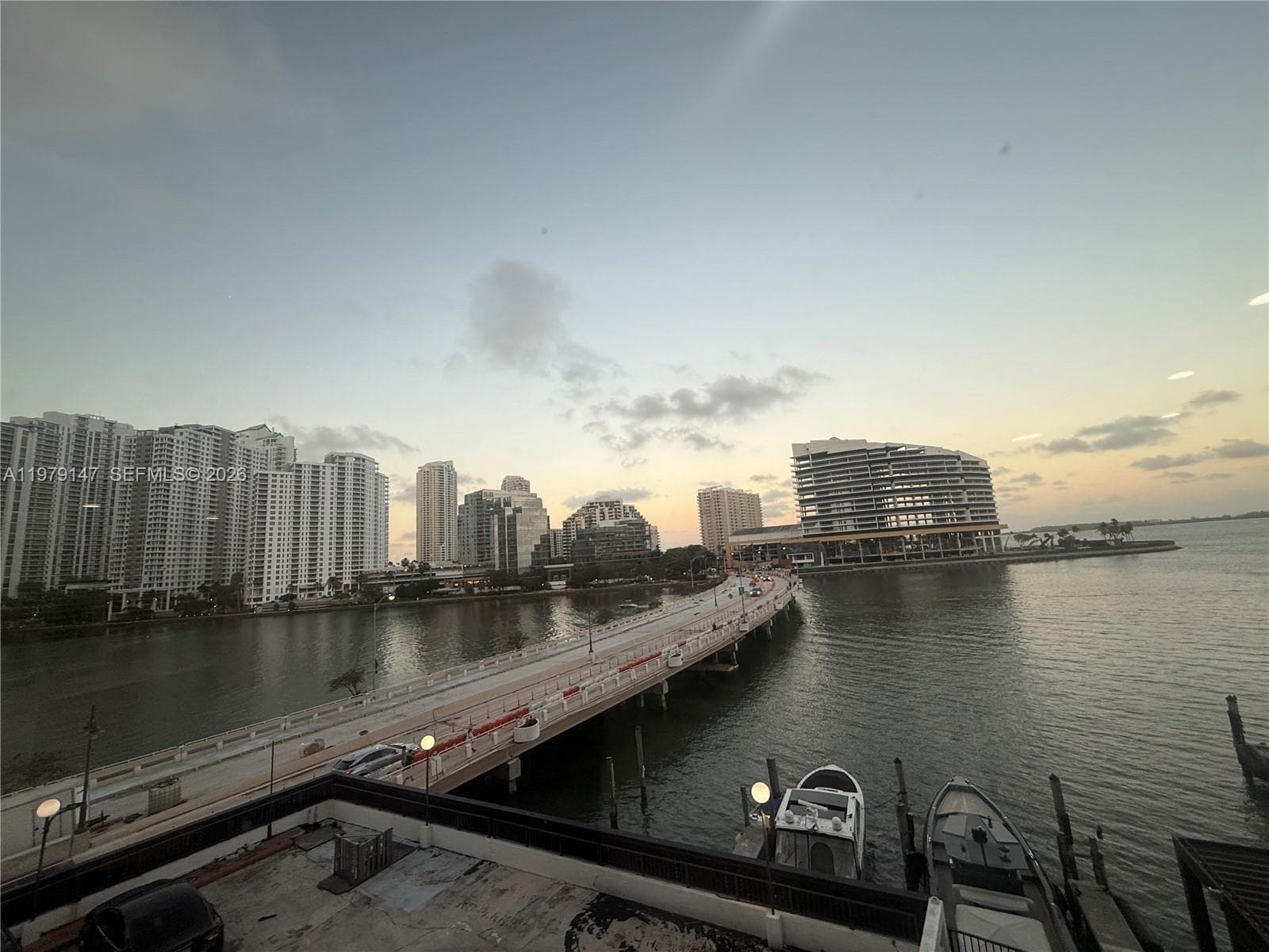 801 Brickell Bay Dr # 470, Miami FL 33131 — 2