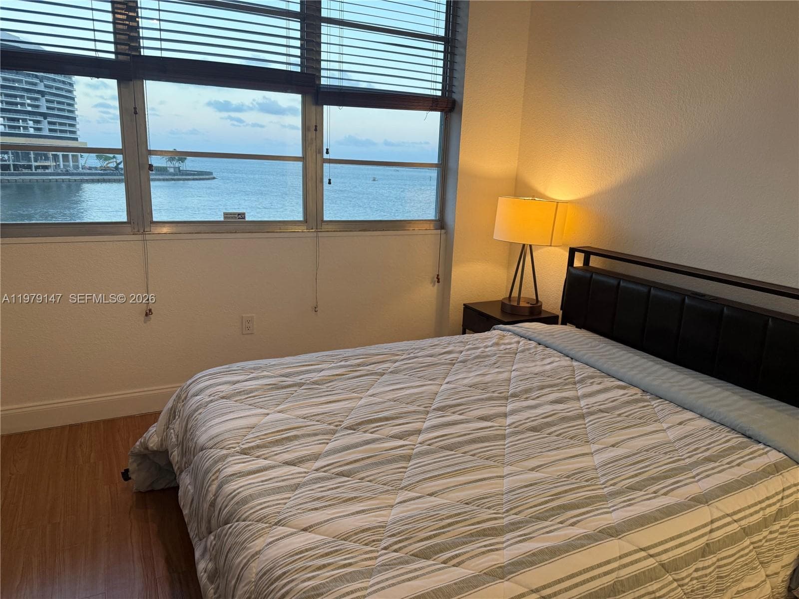 801 Brickell Bay Dr # 470, Miami FL 33131 — 7