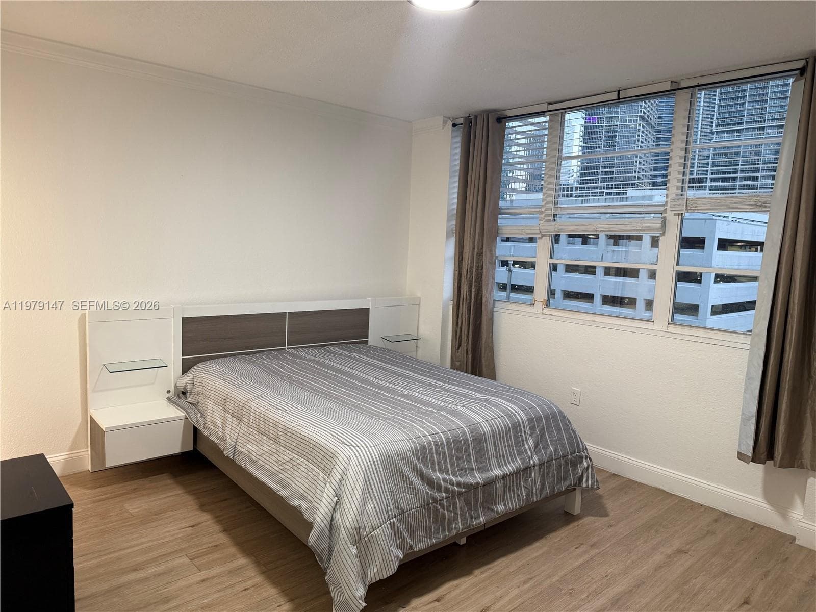 801 Brickell Bay Dr # 470, Miami FL 33131 — 38