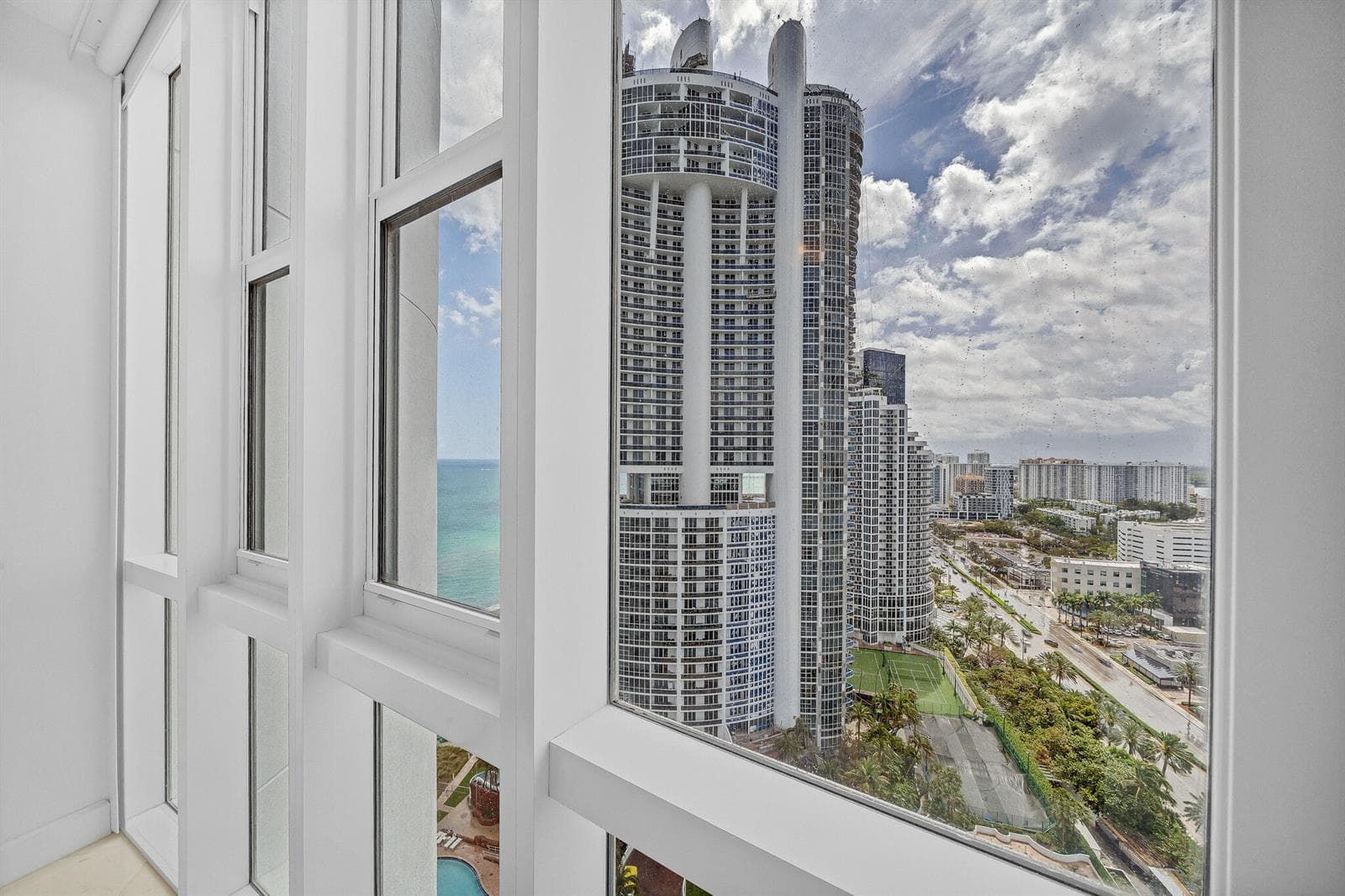 18201 Collins Avenue # 3301a, Sunny Isles Beach FL 33160 — 42