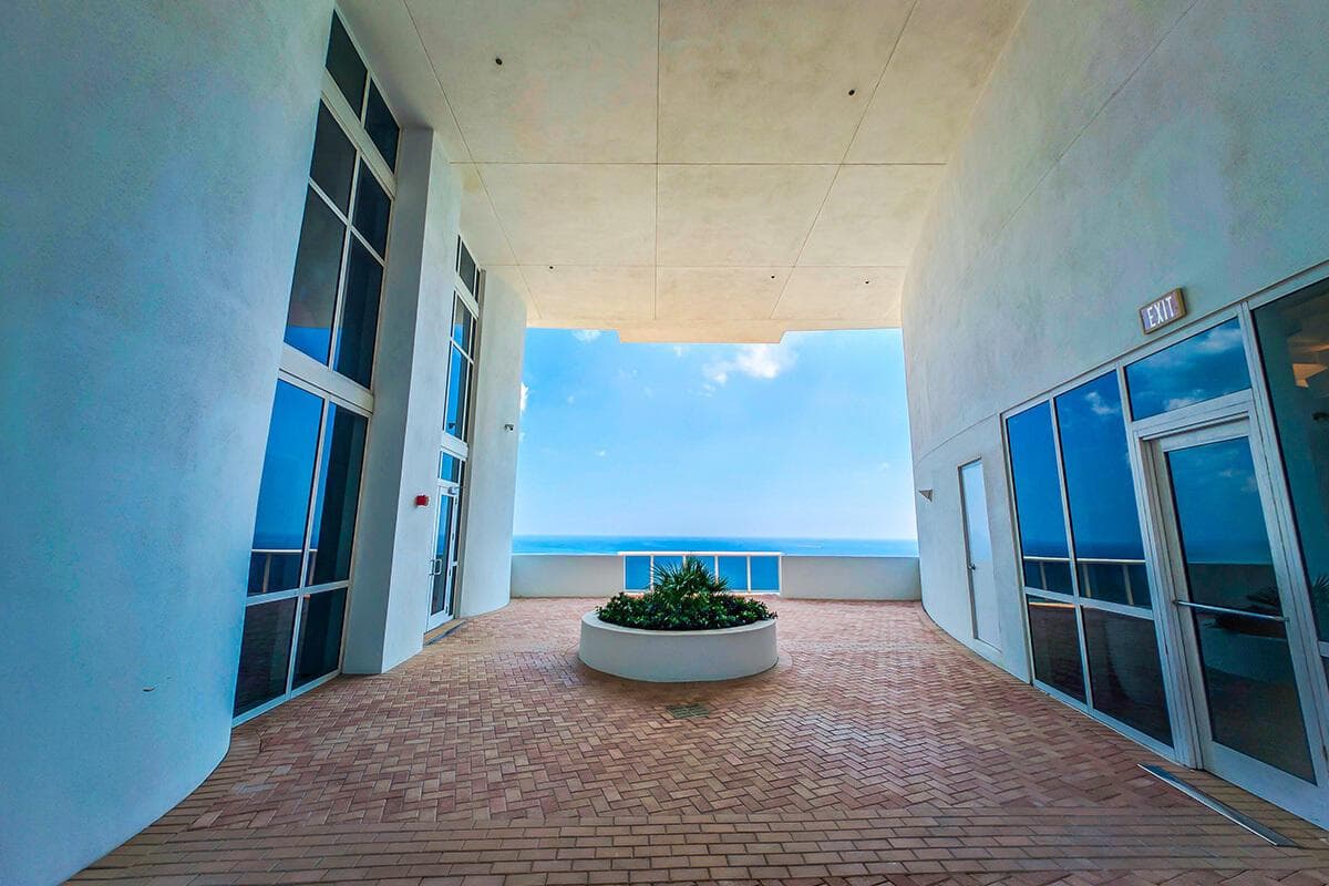 18201 Collins Avenue # 3301a, Sunny Isles Beach FL 33160 — 16