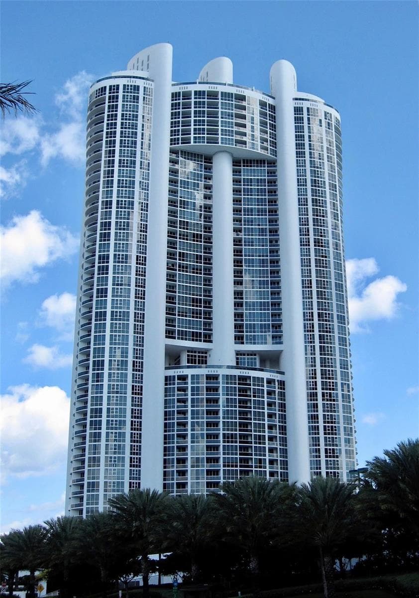 18201 Collins Avenue # 3301a, Sunny Isles Beach FL 33160 — 1