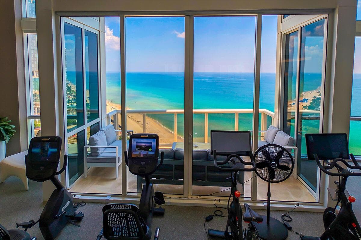 18201 Collins Avenue # 3301a, Sunny Isles Beach FL 33160 — 20