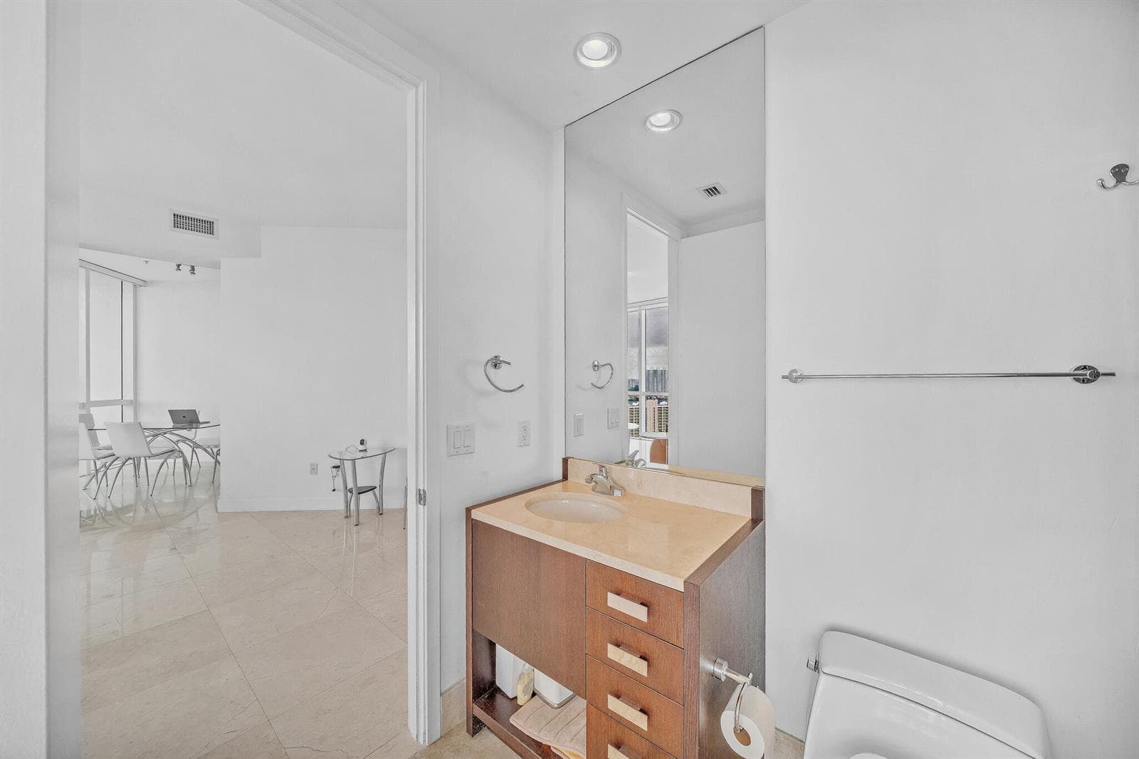 18201 Collins Avenue # 3301a, Sunny Isles Beach FL 33160 — 30